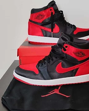 Nike rojas altas hotsell