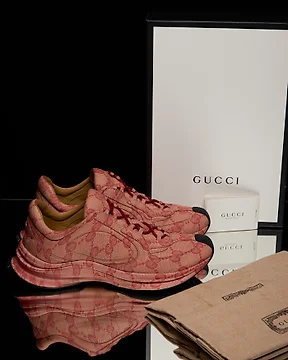 Scarpe rosse Gucci. Acquista oggetti unici. Ora in vendita all asta Catawiki