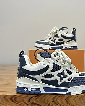 Scarpe da ginnastica Louis Vuitton X Supreme nere. Acquista oggetti unici. Ora in vendita all asta Catawiki