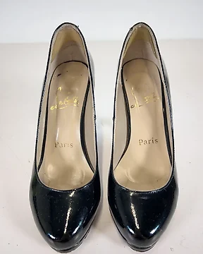 Christian Louboutin Chaussures a talons hauts Achetez des objets uniques. Maintenant aux encheres a vendre Catawiki