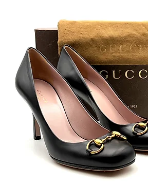 Scarpe col tacco rosa Gucci. Acquista oggetti unici. Ora in vendita all asta Catawiki