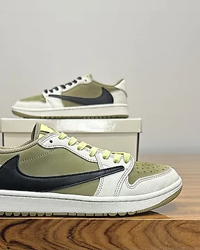 Sneakers da collezione store