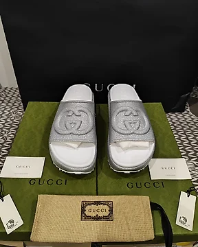 Gucci pantoffels store