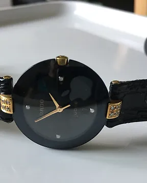 Donne Orologi Pomellato. Esplora prezzi e modelli Catawiki