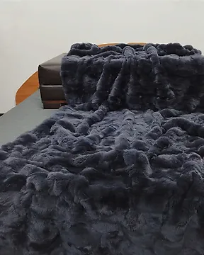 Chinchilla best sale comforter 75000
