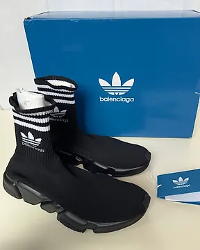 Scarpe da ginnastica alte Balenciaga nere. Acquista oggetti unici. Ora in vendita all asta Catawiki