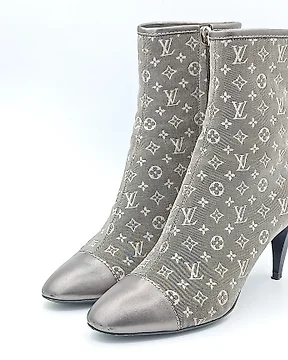 Louis Vuitton leren laarzen. Koop unieke objecten. Nu op een veiling te koop Catawiki