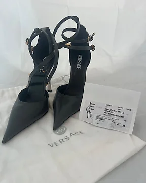 Scarpe aperte di Gucci. Acquista oggetti unici. Ora in vendita all asta Catawiki