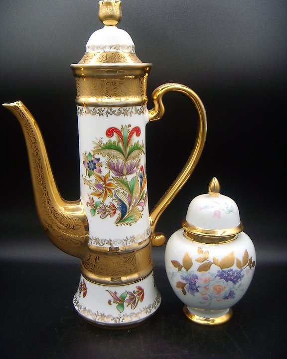 Belachelijk verkenner tijdelijk Casa Bohemia (Porcelanas Sneroll) - Theepot (40cm) en Tibor - Catawiki