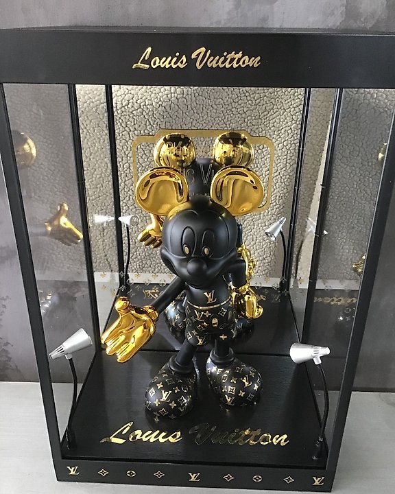 New'Artsy X - King Mickey Mouse Louis Vuitton - Catawiki