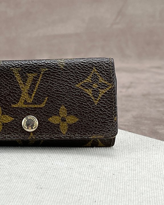 Louis Vuitton - 'NO RESERVE PRICE'. Key holder - Fashion - Catawiki