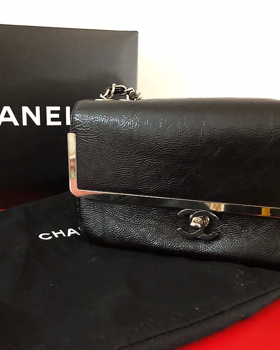 Chanel – Micro mini flap bag – Collector's item - Catawiki