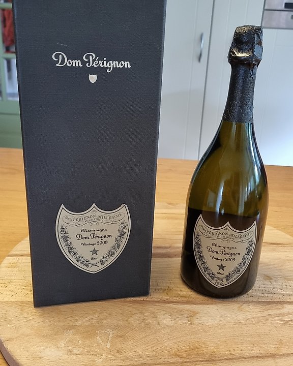 Dom Pérignon Champagne, Rosé Luminous, Jeroboam 3L - Le Clos Auction - Le  Clos Auction