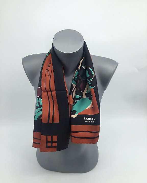 Why Hermès scarves are still the ultimate symbol of style - Catawiki