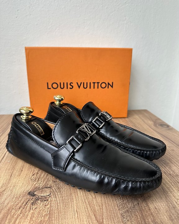 Louis Vuitton lv man shoes blue leather loafers high quality  Louis vuitton  loafers, Lv men shoes, Louis vuitton men shoes