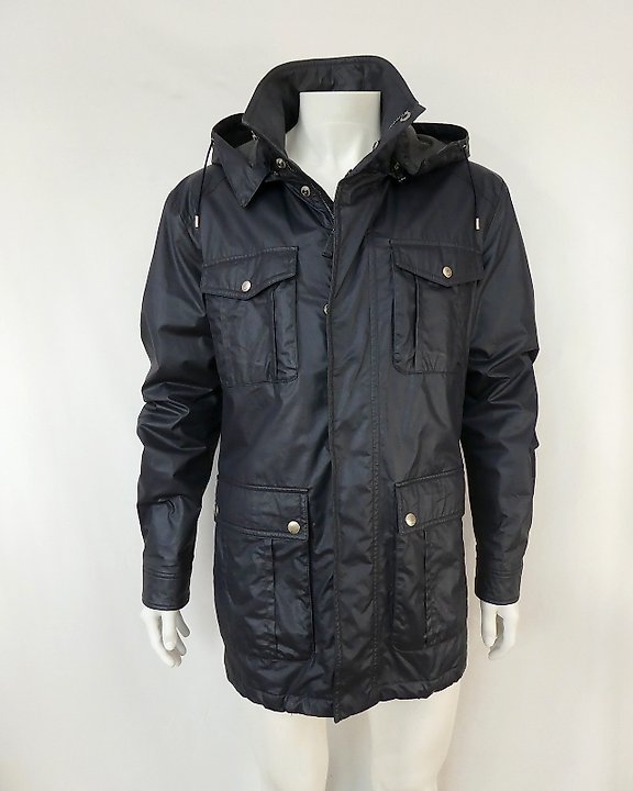 Gucci men's casual wear store