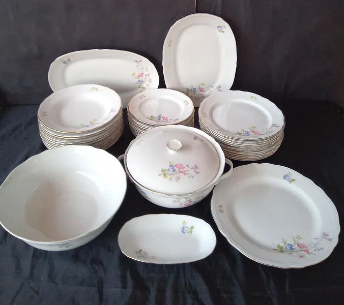 Richard Ginori Speiseteller im Angebot in Online Auktion