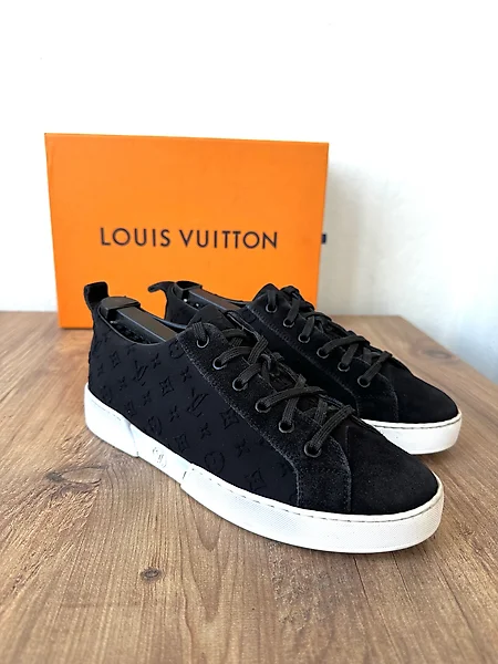 LOUIS VUITTON MONOGRAM CHECKERED SHOES SNEAKERS 8.5 FITS SIZE 9.5 42.5  AUTHENTIC