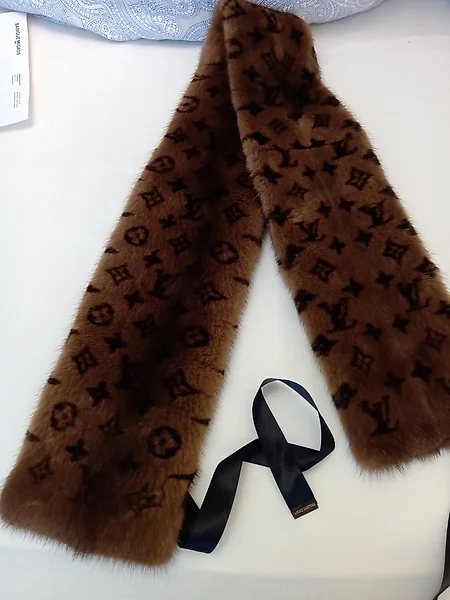 Supreme Louis Vuitton Monogram Bandana Brown 55 cm mini scarf NEW