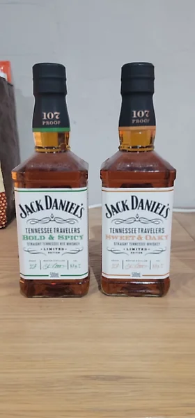 Jack Daniel's - 155th Anniversary Guitar Case Whiskey 70CL