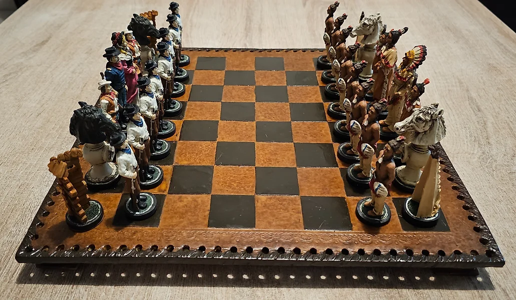 Italian Luxury Chess set from Italy game shop Florence opening online  Company Production Italian chess board hand carved pieces