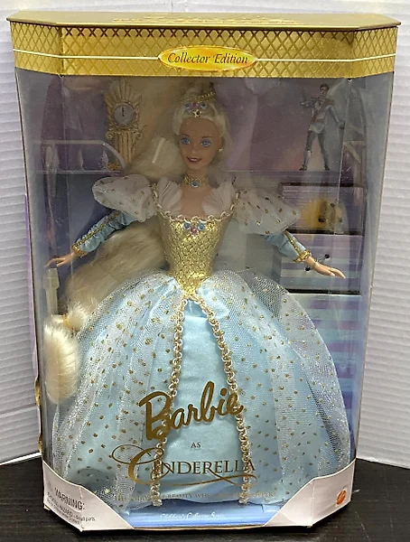 Boneca da Barbie China 1999 da Mattel. A roupa não é o