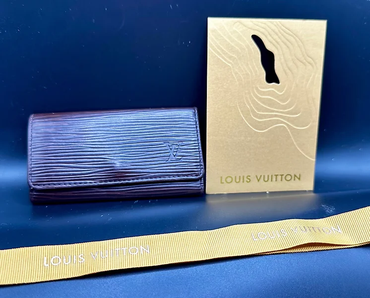 Louis Vuitton - Virgil Abloh Blurry Monogram Brazza - - Catawiki