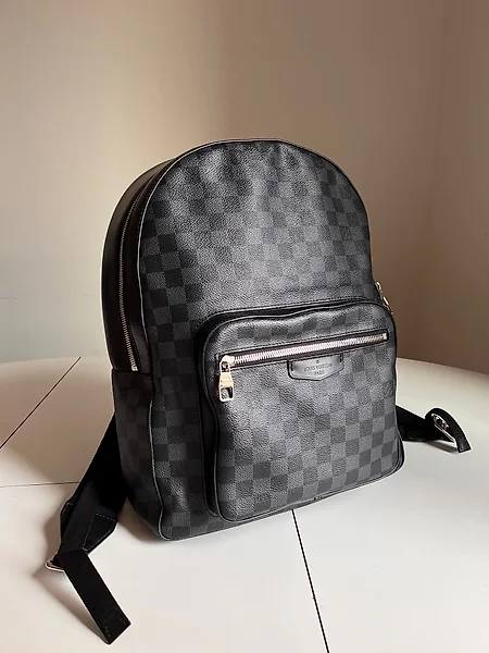 Sold at Auction: Louis Vuitton Josh Backpack Black Leather Damier Graphite