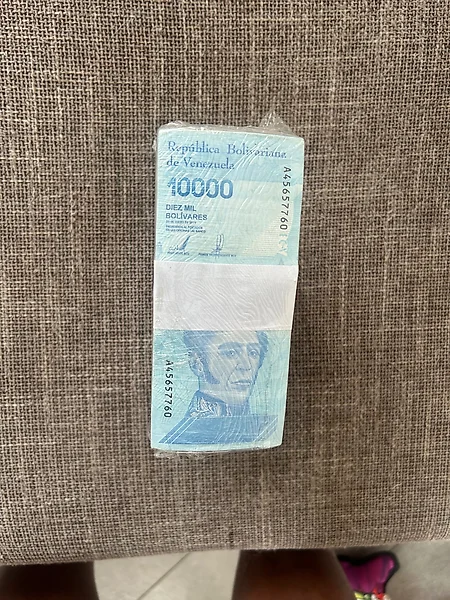 Banknotes from Venezuela for Sale in Online Auctions