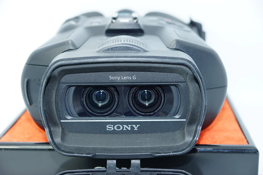 Appareil photo numérique compact Sony en Vente aux Enchères en Ligne