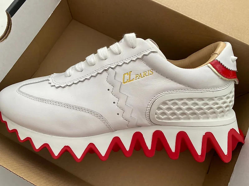 Witte louboutins best sale