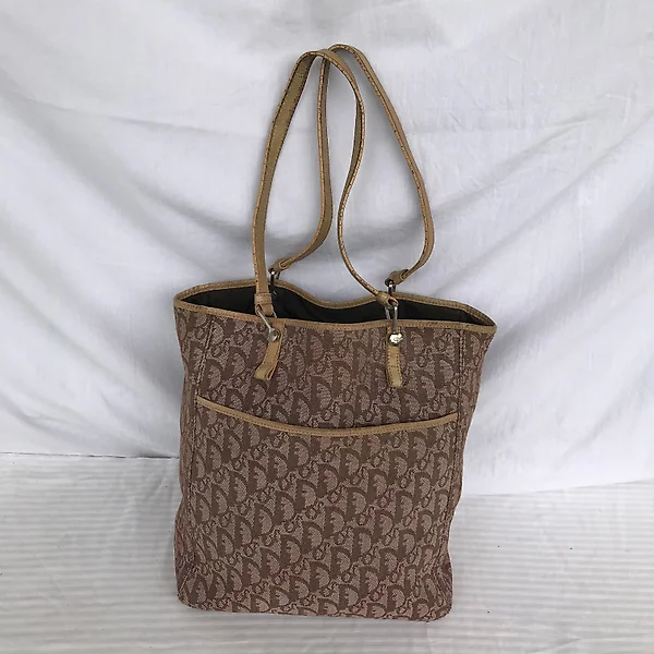Armani 2025 collezioni bag