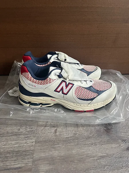New cheap balance 933