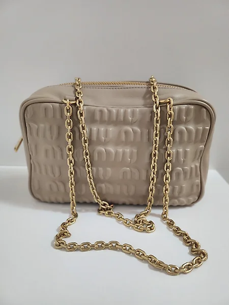 Loewe rieten tas 2025