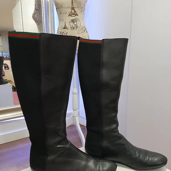 Gucci Boots for Sale in Online Auctions