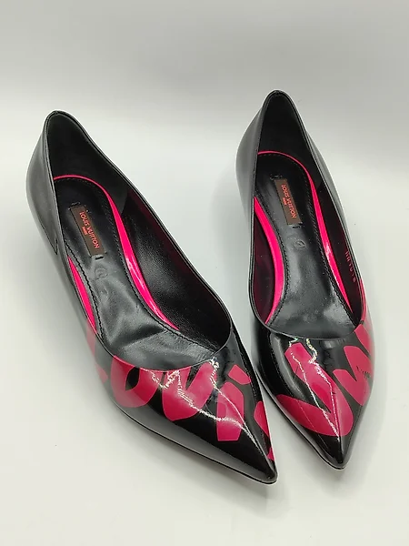 Louis Vuitton - Authenticated Heel - Patent Leather Red Plain for Women, Very Good Condition