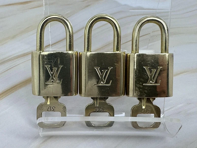 AUTH Louis Vuitton PadLock Lock & Key for Bags Brass Gold set of 6  pieces