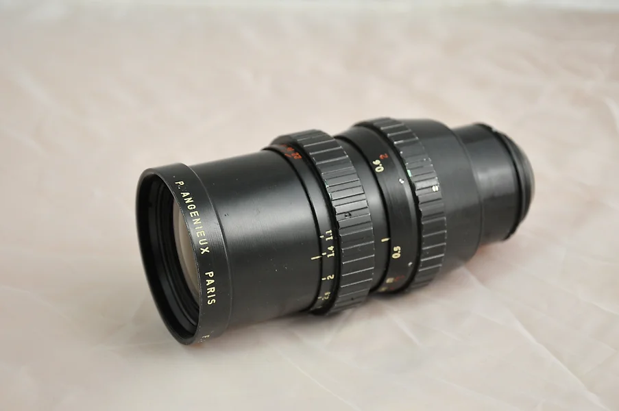 Cosina Professional Magic Sound XL-204 MACRO Super 8mm Film Camera 9-36mm  f/1.2