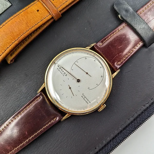 Nomos horloge shop