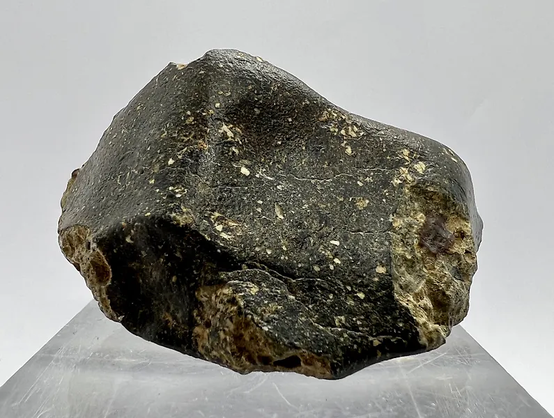 86.5 kg deals in stones