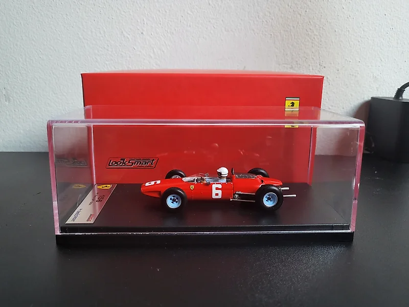 Look Smart 1:43 scale model cars for Sale in Online Auctions