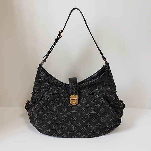 Louis Vuitton, Bags, Louis Vuitton Mahina Xs Cream Leather Monogram Bag  Authentic Msrp 420
