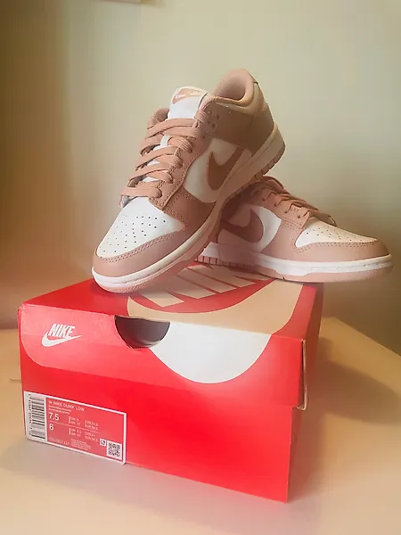 green mids with pink laces