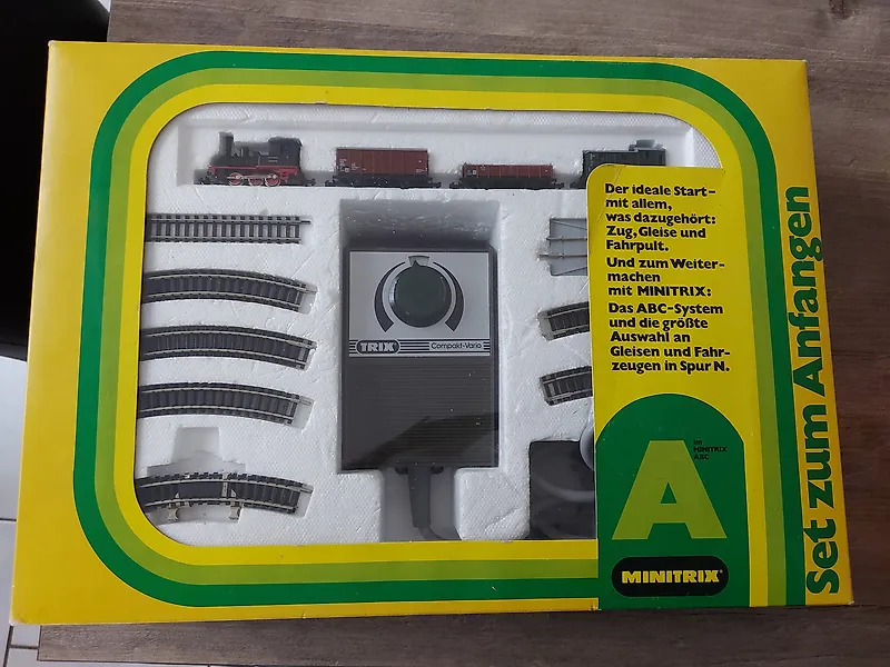 SNCF Train set Model Trains for Sale in Online Auctions