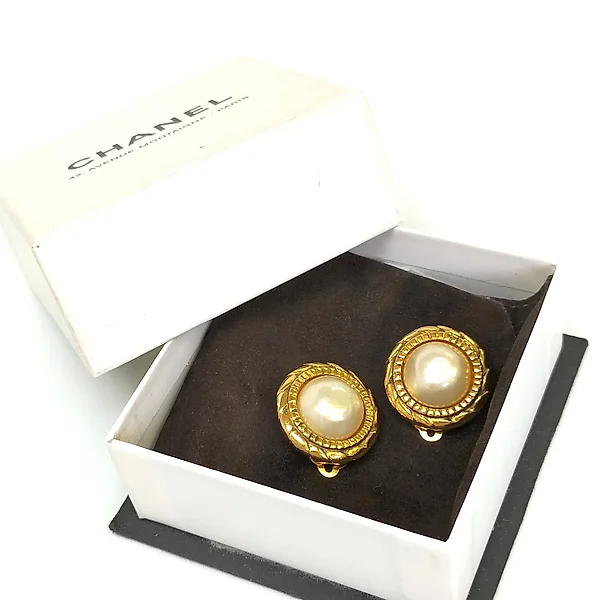 klein Neerwaarts Maak los Chanel gouden oorbellen Kopen in Online Veiling