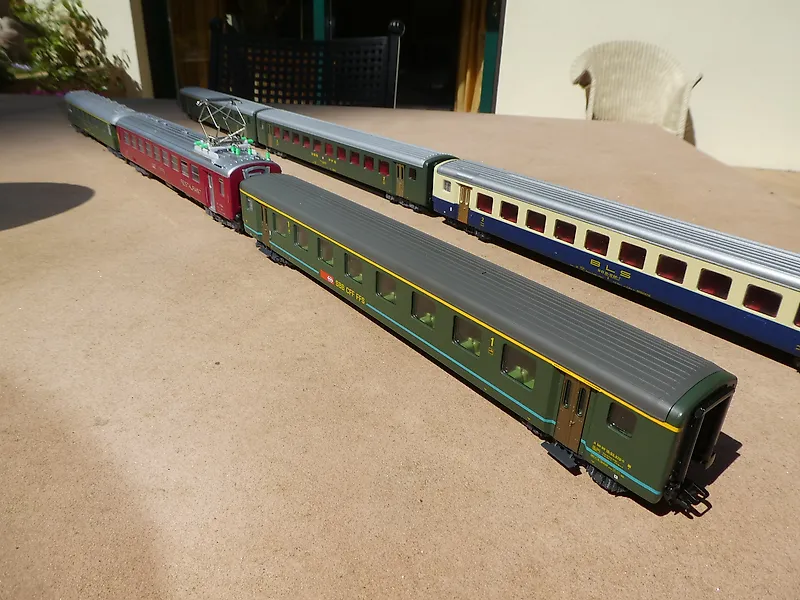 HAG SBB Model Trains for Sale in Online Auctions