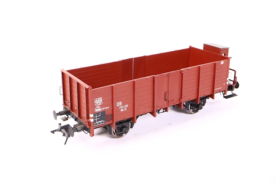 Kato DB Model Trains for Sale in Online Auctions