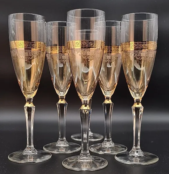 Crystal 2000present Champagne glasses for Sale in Online Auctions