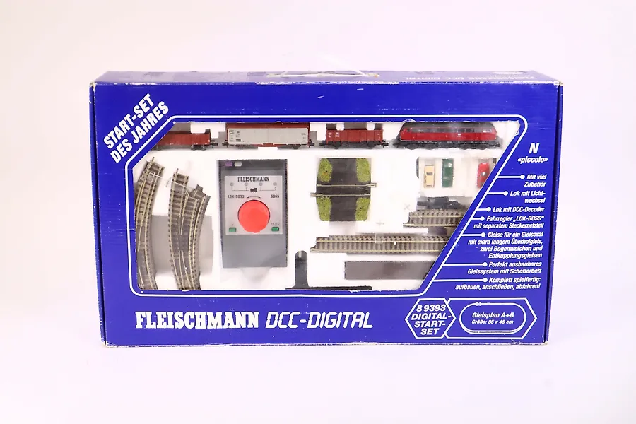 SNCF Train set Model Trains for Sale in Online Auctions