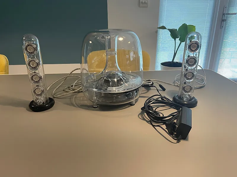 Harman Kardon Speaker set for Sale in Online Auctions